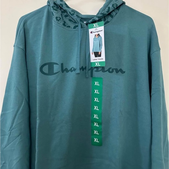 Champion Tops - New with tags sweatshirt